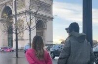 Lexa e Rafaella Santos rebolam juntas em Paris