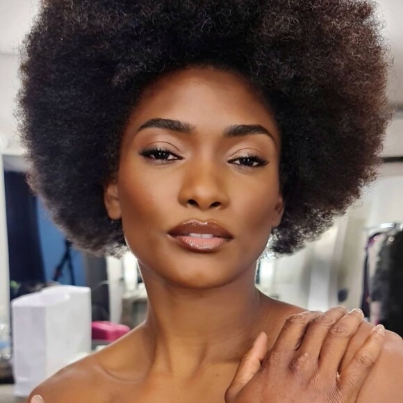 Erika Januza também aparece em 'Verdades Secretas II'