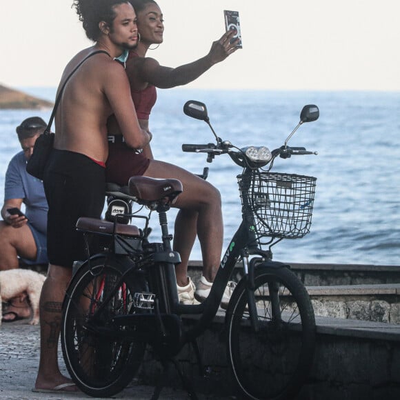 Erika Januza e Juan Nakamura