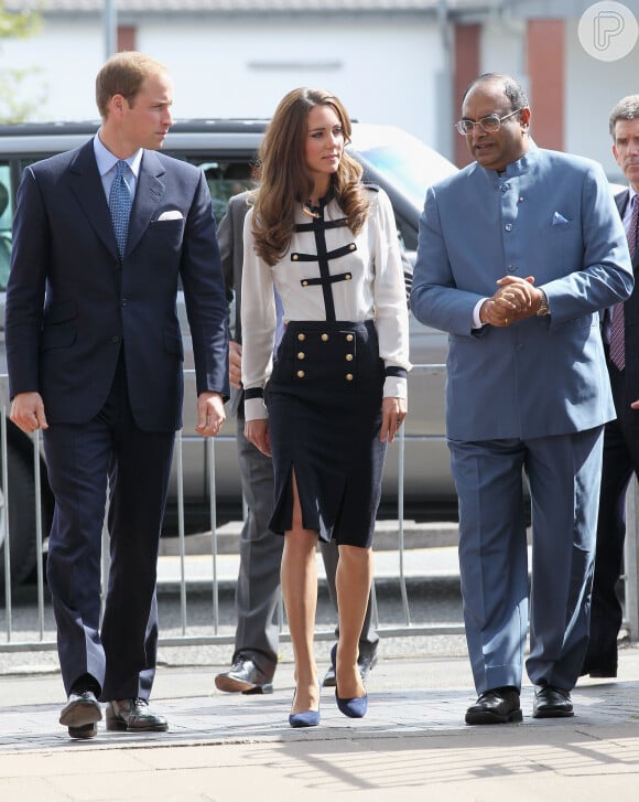 Kate Middleton havia usado a blusa Alexander McQueen outras 3 vezes no passado