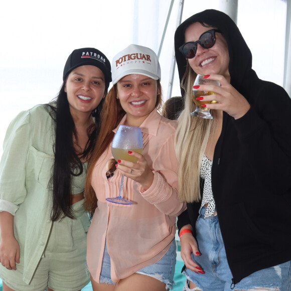 Dupla de Maiara, Maraisa contou que passou a noite em claro sem Marília Mendonça