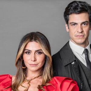 Novela 'Quanto Mais Vida, Melhor': Paula (Giovanna Antonelli), Guilherme (Mateus Solano), Neném (Vladimir Brichta) e Flávia (Valentina Herszage) sofrem com a turbulência antes da aeronave cair