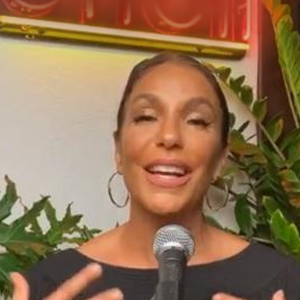 Ivete Sangalo apareceu sem aliança no ano passado e despertou rumores de divórcio