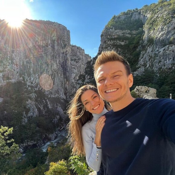 Apesar dos anos juntos, Thais Fersoza garante que ela e Michel Teló continuam animados entre quatro paredes