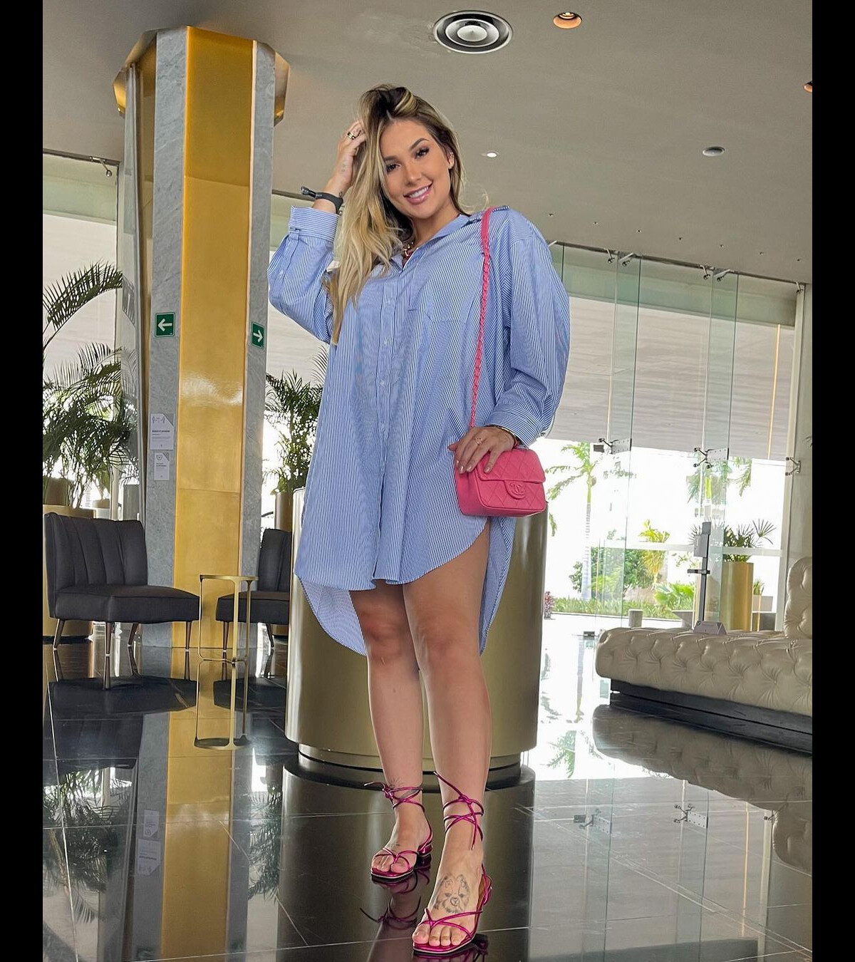 Foto: Vestido do tipo chemise foi marcante no closet de Virgínia Fonseca em  2021 durante a gravidez - Purepeople