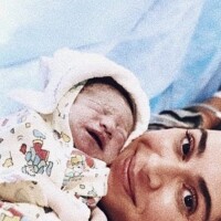 Thaila Ayala posta fotos do nascimento de Francisco, seu filho com Renato Góes