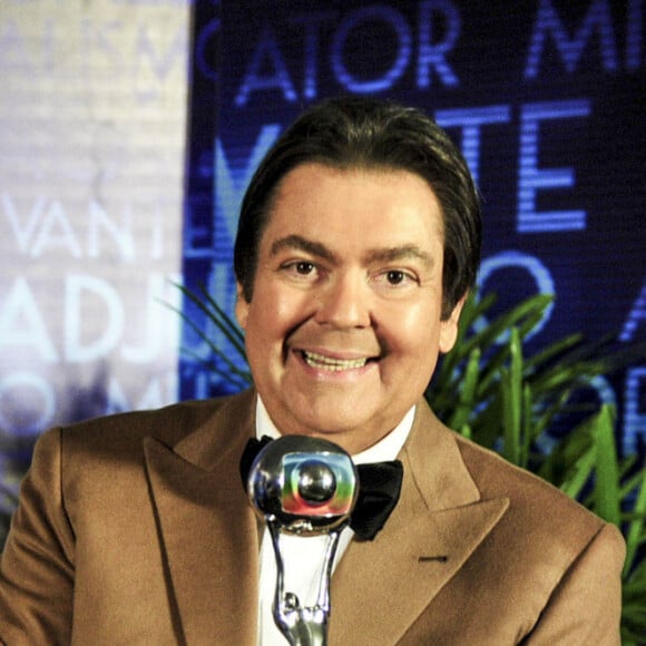 Faustão terá que pagar multa de R$ 50 milhões caso descumpra cláusulas do contrato com a Globo
