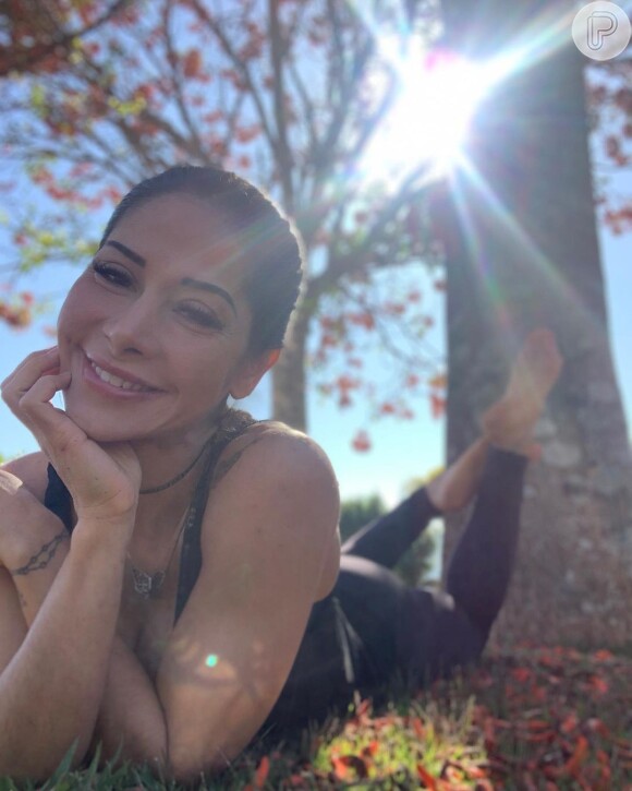 Mayra Cardi voltou ao Instagram com uma série de 'teasers' sobre novo projeto 'tudo sobre Maíra', em que parece esclarecer polêmicas