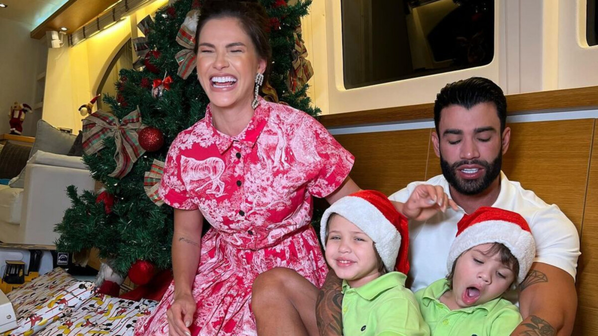 Gusttavo Lima celebra Natal em família e decoração impressiona - Quem