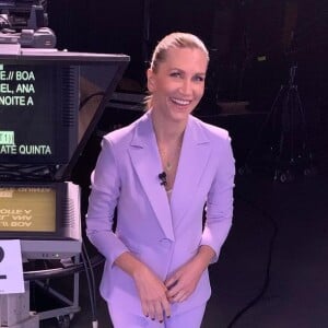 Anne Lottermann recordou sonho de infância de trabalhar na TV e pediu 'coragem' aos telespectadores em relação à mudança