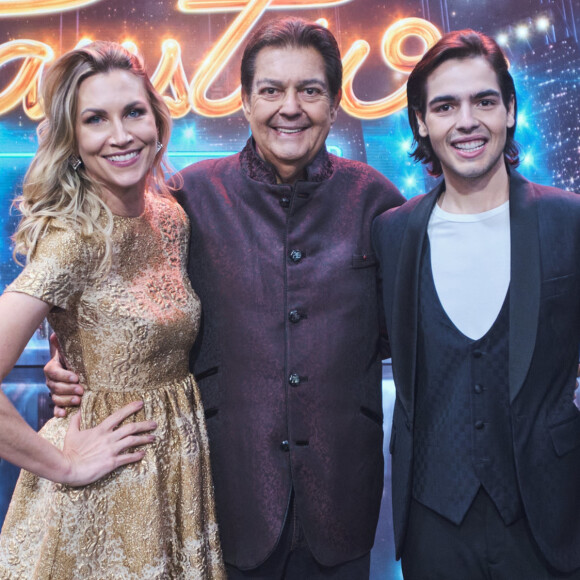 Faustão alfinetou a Globo ao confirmar Anne Lottermann na sua equipe de produção: 'Agora a mãe vai trabalhar mesmo'