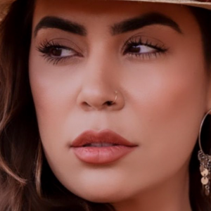 Naiara Azevedo, ao que tudo indica, ficará longe dos amigos durante três meses, tempo máximo de confinamento do 'BBB 22'