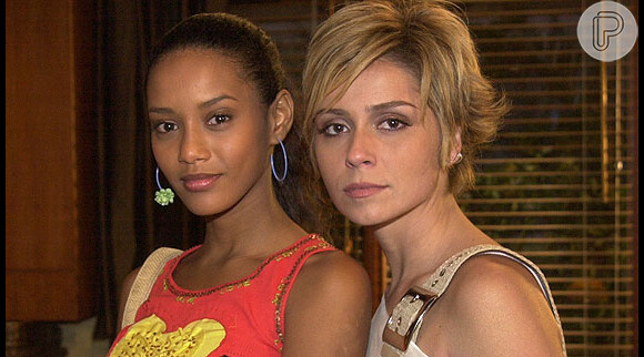 Giovanna Antonelli mudou o visual para viver a vilã Bárbara, em 'Da Cor do Pecado', exibida em 2004