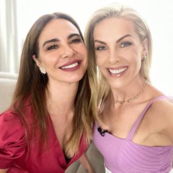 Luciana Gimenez não poupou detalhes da vida pessoal em entrevista para o canal do YouTube de Ana Hickmann