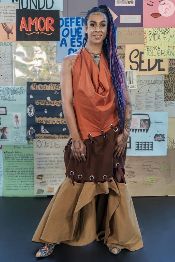 O estilo de Linn da Quebrada, do 'BBB 22', é marcado por peças com tecidos e modelagens bem autênticas