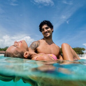 Yasmin Brunet também mudou a alimentação de Gabriel Medina e dispensou o nutricionista do atleta