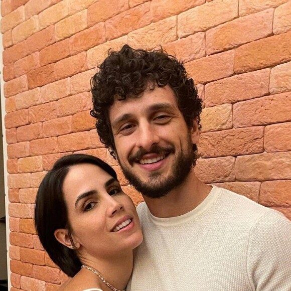 Pérola Faria e Mario Bregieira pretendem fazer um chá revelação na semana que vem para descobrir o sexo do bebê