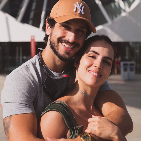 Pérola Faria e Mario Bregieira começaram a namorar nos bastidores da novela 'Gênesis'