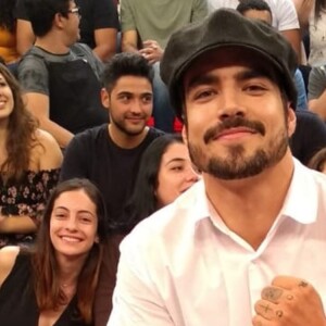 Caio Castro chegou a se envolver com uma influenciadora e uma modelo, além de ser visto com a cantora Mirella antes de Daiane entrar na lista de affairs do ator