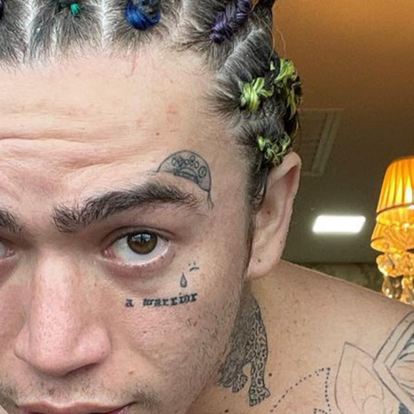 Whindersson Nunes teve a intimidade exposta por uma página no Instagram na tarde desta quinta-feira (10)