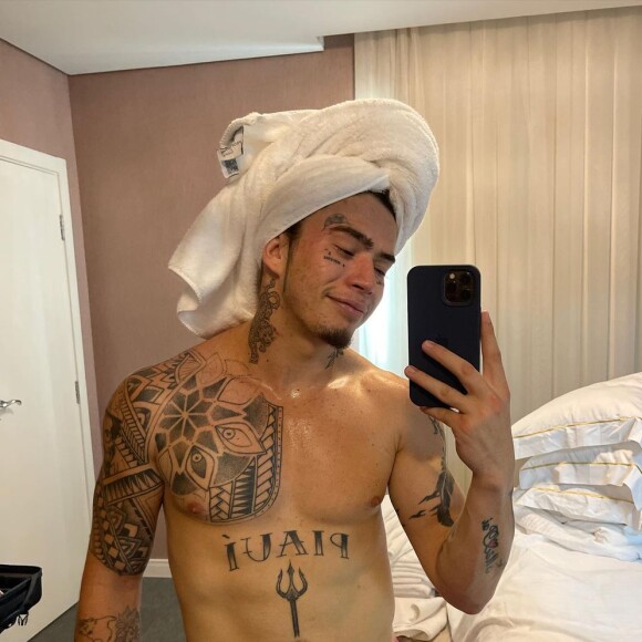 Whindersson Nunes sobre vazamento de conversas: 'Se alguém acha isso normal me perdoem, mas eu não acho'