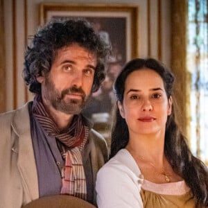 'Além da Ilusão': Heloísa (Paloma Duarte) despertou paixão em Leônidas (Eriberto Leão)