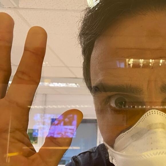 Tadeu Schmidt foi abordado por uma blitz da Lei Seca quando voltava para casa