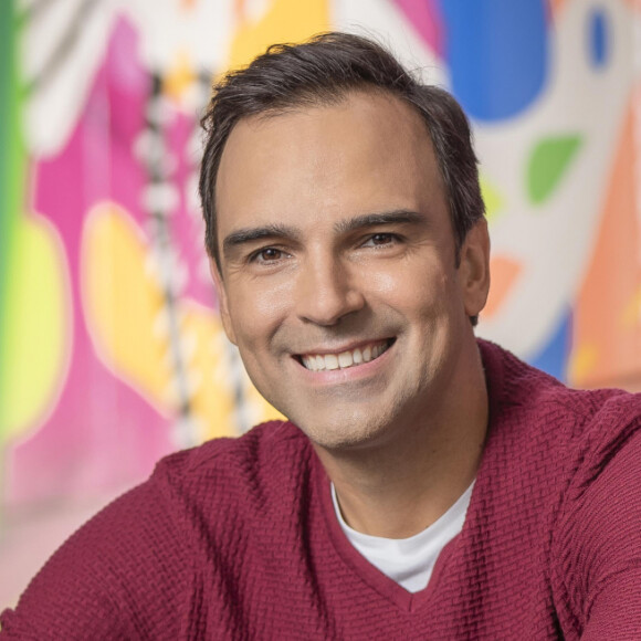 BBB 22: Tadeu Schmidt celebrou ontem (07) 50 dias no comando do reality show