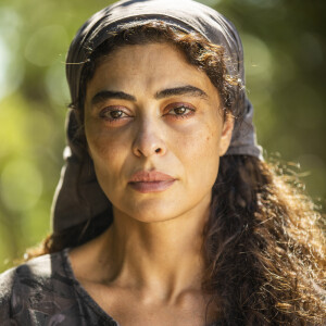 Para interpretar Maria Marruá em 'Pantanal', Juliana Paes ganhou manchas de sol, rugas no rosto e um mega-hair cacheado