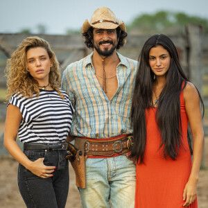 'Pantanal': Madeleine (Bruna Linzmeyer) terá que enfrentar Filó (Letícia Salles), apaixonada por José Leôncio (Renato Góes), seu patrão