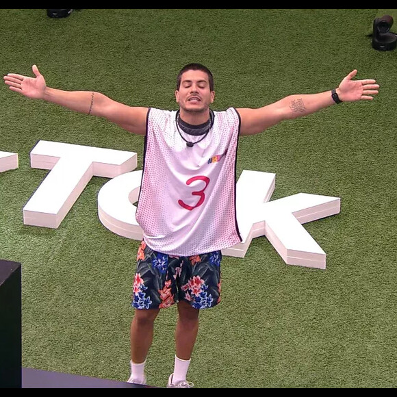 'BBB 22': Arthur Aguiar disputou a primeira semifinal da Prova do Anjo contra Eslovênia e levou a melhor