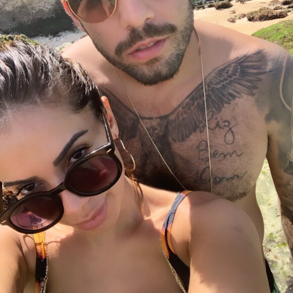 Anitta justifica apelido em Pedro Scooby: 'Pra ele, tá tudo certo sempre! O mundo tá acabando? 'Vai tá tudo certo amanhã', 'A vida é linda''