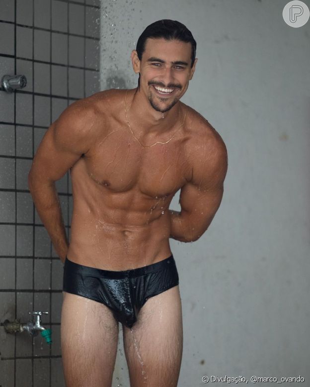 Bruno Montaleone quebrou a web ao compartilhar uma foto de cueca molhada