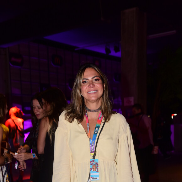 Lollapalooza: Carol Sampaio escolheu um look clean