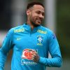 Neymar responde jornalista francês