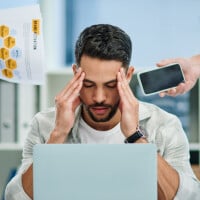 Síndrome de Burnout: influencer relata como o estresse afeta a vida do empreendedor