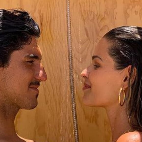 Gabriel Medina e Yasmin Brunet apagaram as fotos do casal nas redes sociais na semana passada