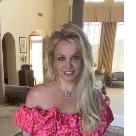 Grávida pela 3ª vez, Britney Spears disse que não pretende fazer muitas aparições públicas