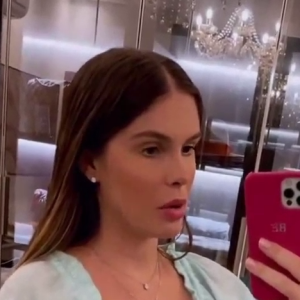 Bárbara Evans: 'Os meus vestidos em si, que eu já tô colocando de volta ao guarda-roupa, a maioria não tem essa praticidade pra amamentar'