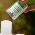  Uma opção mais sustentável de desodorante é o Kristall Sensitive, Alva Naturkosmetik 