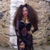 Baile da Arara: Cris Vianna abusou da transparência em look all black