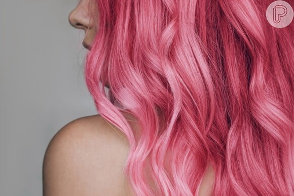 Cor de cabelo do momento: Boto Rosa, da marca Kamaleão Color