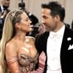 Reação de Ryan Reynolds com transformação de vestido de Blake Lively no Met Gala derrete a web: 'Meta'