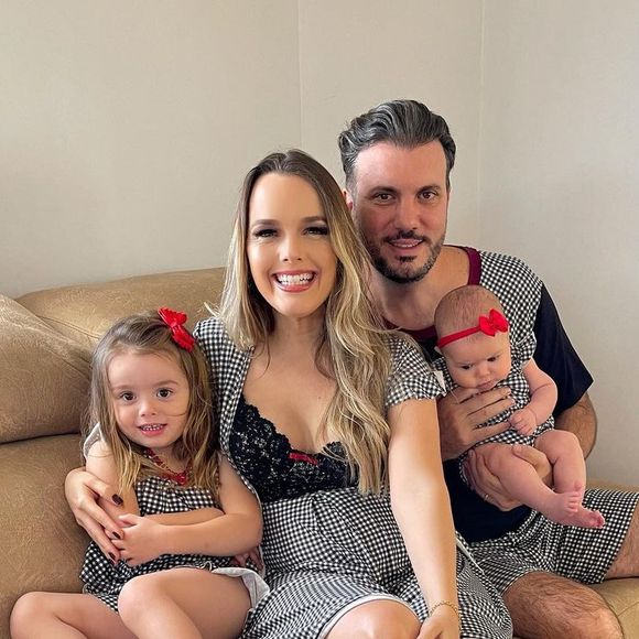 Thaeme Mariôto exalta atuação do marido, Fábio Elias, como pai