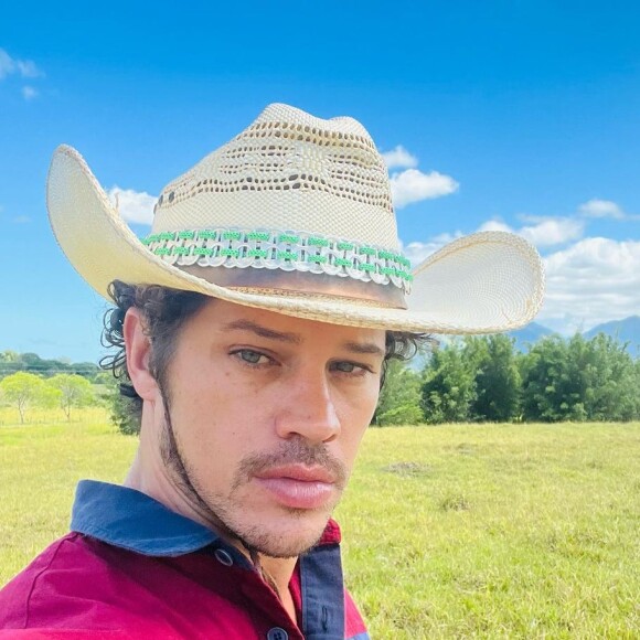 José Loreto se defende: 'Não sou nenhum mentiroso. Já que ela expôs, afirmo que sim'