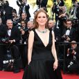 Julianne Moore atraiu os holofotes com sua passagem pelo festival de Cannes 2022