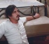 Nelsinho (Johnny Massaro) é amarrado em cama e preso após tentar abusar de Isadora (Larissa Manoela) na novela 'Além da Ilusão'