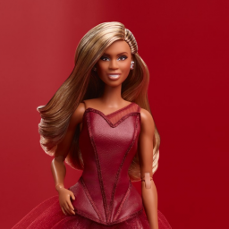 Barbie lança 1ª boneca trans: recorde modelos da boneca com diversidade!