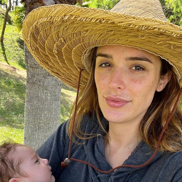 Rafa Brites compartilha momentos da maternidade nas redes sociais