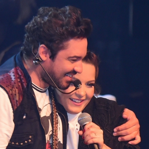 Vem casamento aí: Maiara e Fernando Zor já estão com os dois pés no altar!